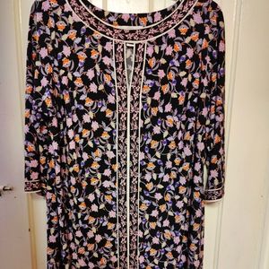Floral Motif 3/4 Sleeve Stretch Dress